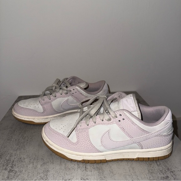 Nike Dunks Low Next Nature Size 6 - Picture 4 of 7